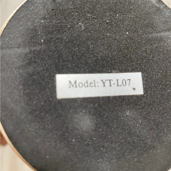 Miniature Lamp, minus the bulb and shade cover!! - Picture 6 of 9